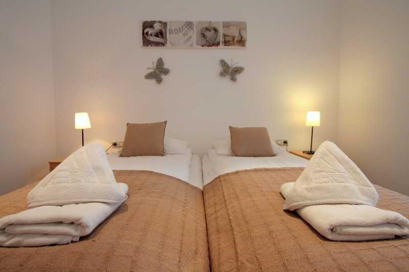 ברצלונה Diagonal Residence Apartments מראה חיצוני תמונה